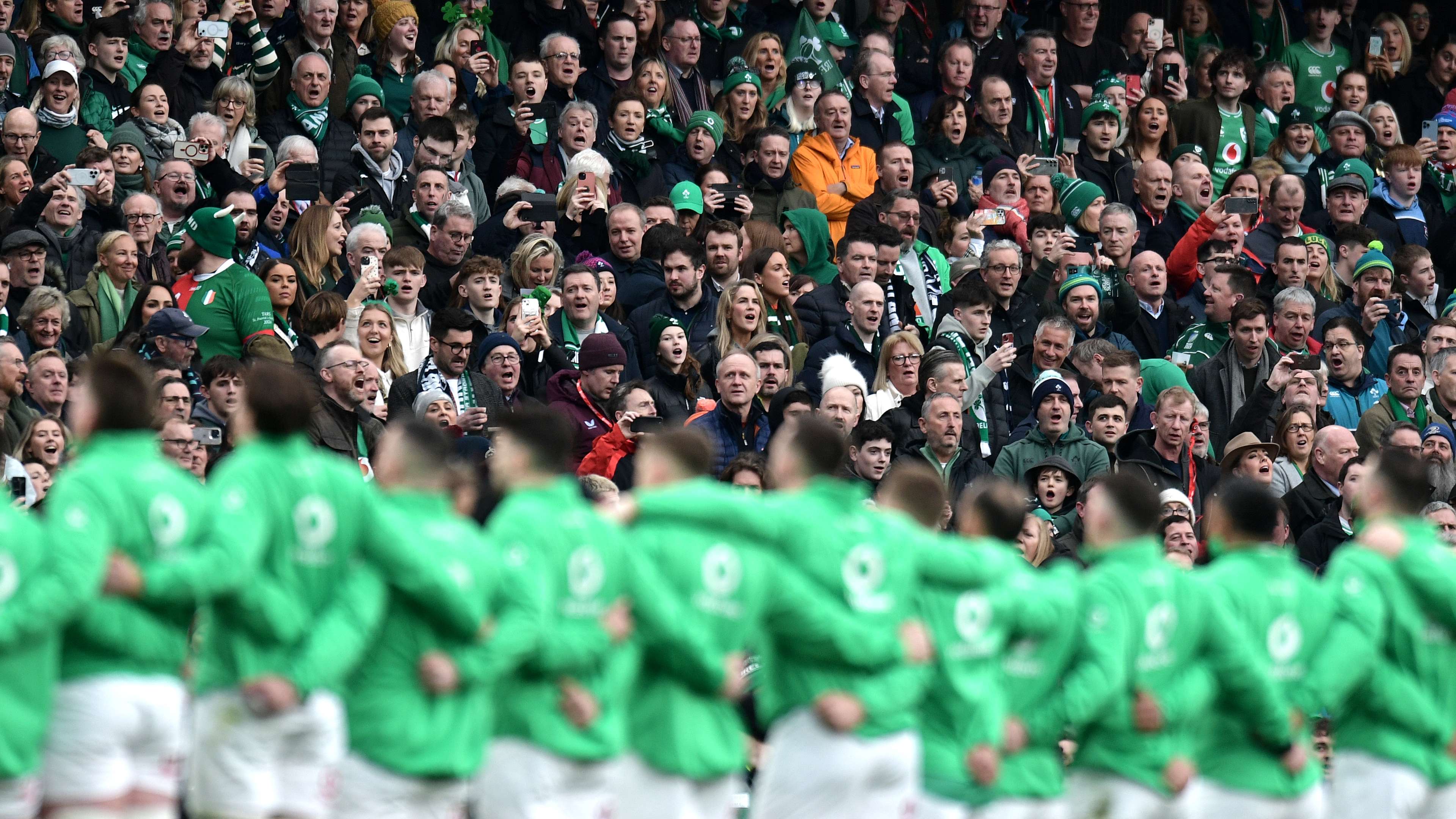 在中場控制 在中場控制